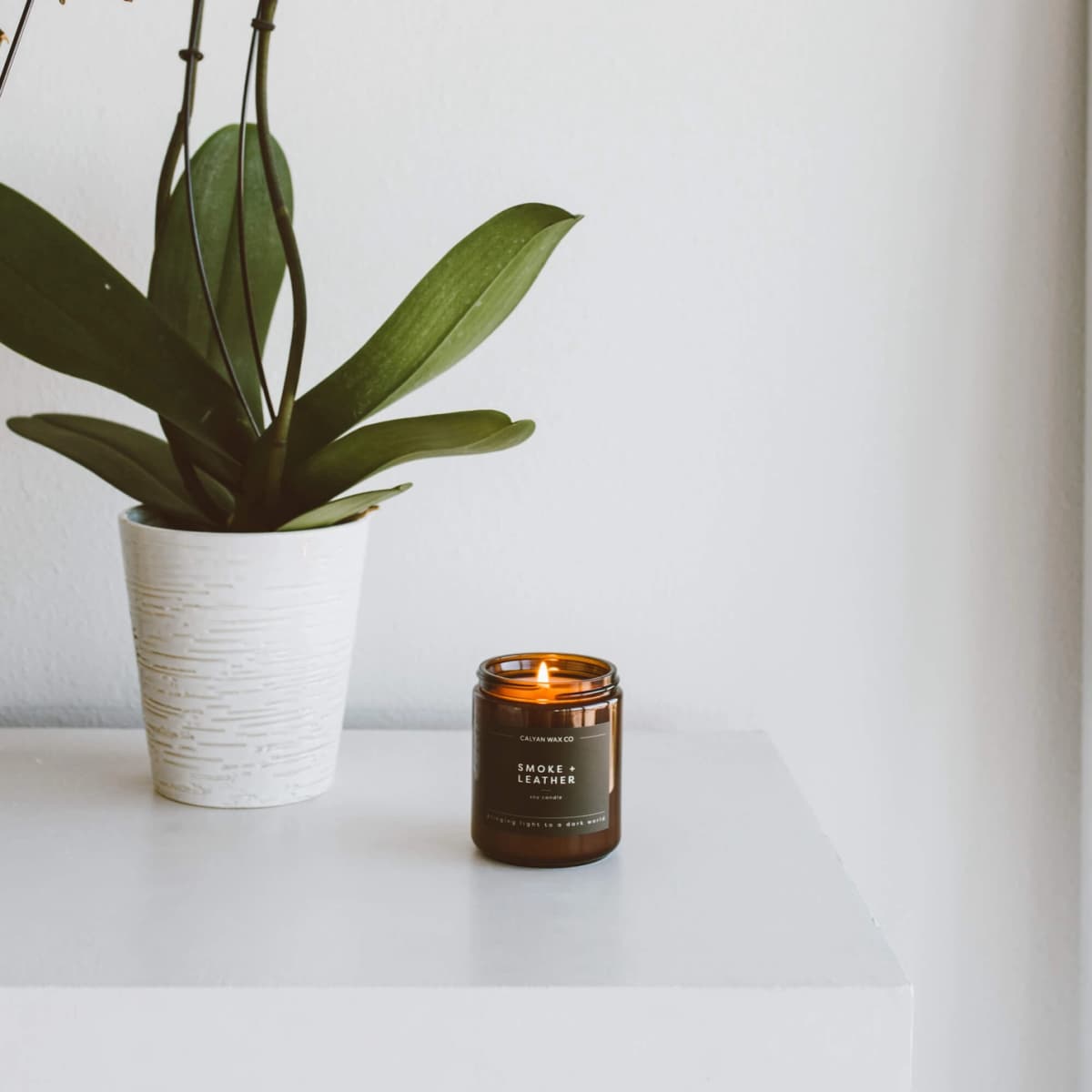 Smoke + Leather Amber Jar Soy Candle