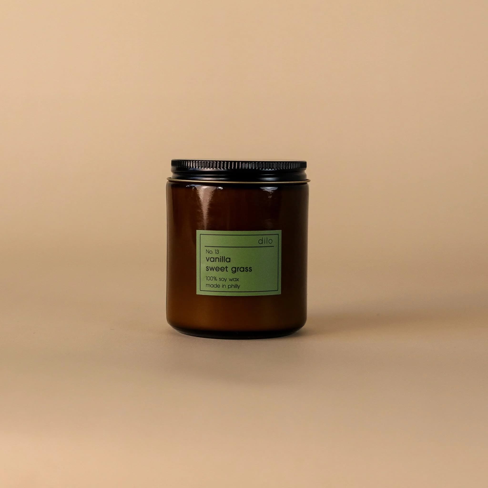 No. 13 Vanilla Sweet Grass (12.5 oz)